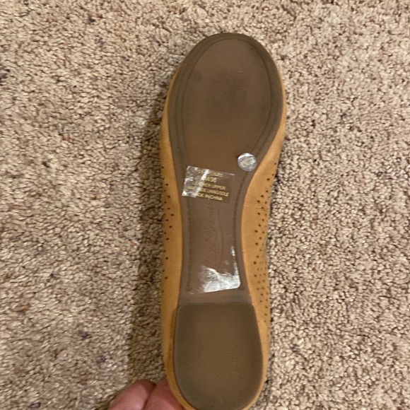 Lucky Brand Flats Diamond Pinhole Design, Sz 8, Color Tan, Ready for Spring EUC - Picture 10 of 14